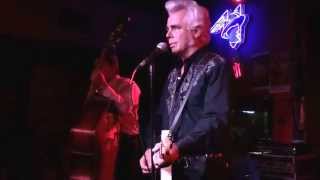 Dale Watson  Gonna bug you for love    The Continental Club Austin Texas. 7-28-14