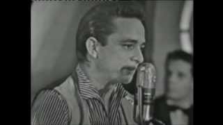 Johnny Cash (Live) - I Got Stripes