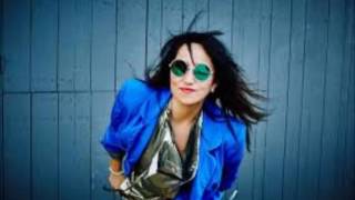 KT TUNSTALL FEAT.  JAMES BAY - TWO WAY