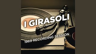 Kadr z teledysku I Vecchi tekst piosenki I Girasoli (Duo)
