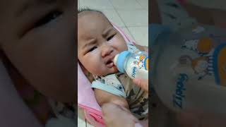 Download lagu bayi hulk minum susu pake dot mp3 Download lagu bayi hulk minum susu pake dot mp3