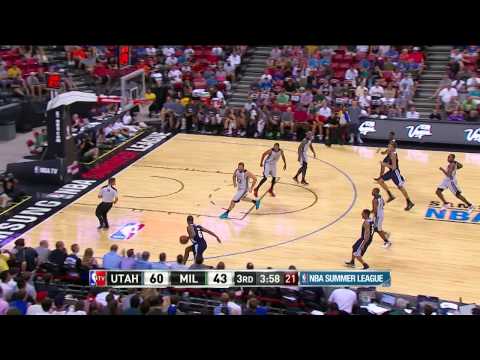 Rodney Hood Lights It Up against the Bucks!