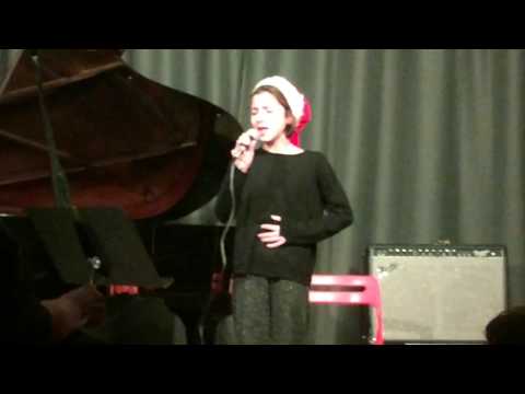 Miley Cyrus - Wrecking balls. Benni 11 years old.