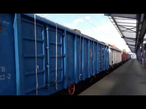 Medias: freight train (rail operator: Unicom Tranzit; locomotive nr. 40 0843-5)