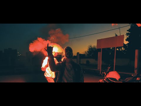 MUF  Favela (Official Music Video)