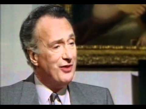 "Britain's Best Sitcom" - Yes minister (2/4)