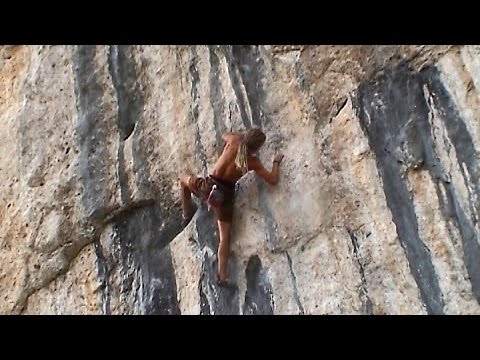 Pirmin Bertle sending Bah Bah Black Sheep, 8c+, Céüse
