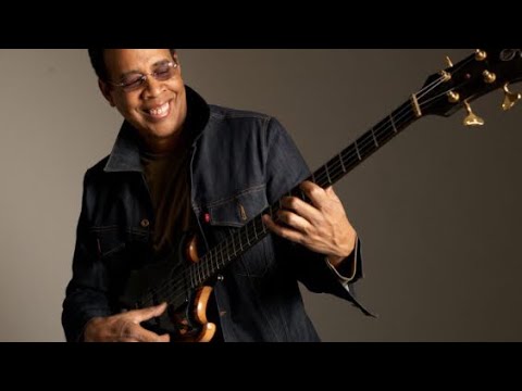 Slap bass lesson- Lopsy Lu- Stanley Clarke- part 1