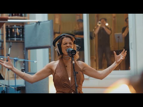 Kat Eaton - Bad Advice (Live Studio Performance)