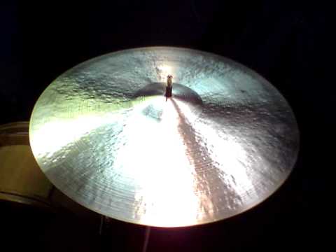 20 Kontroversial Ride, 1953g - Handcrafted cymbals by Craig Lauritsen.MOV