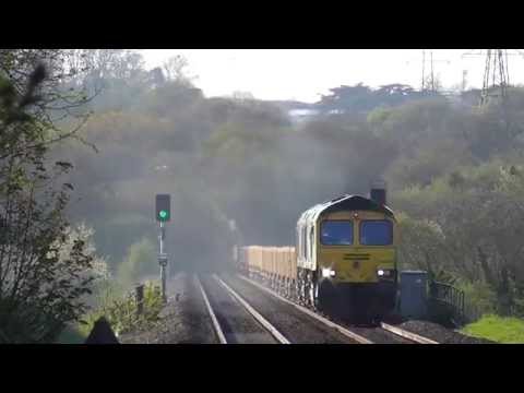 Freightliner 66585 & 66610  Didcot to Hinksey loaded spoil wagons