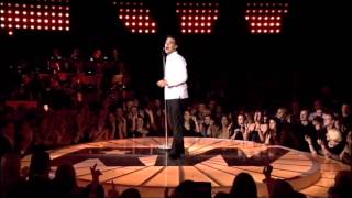 Robbie Williams show 2002 - 09 - Ain&#39;t That a Kick in the Head