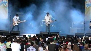 Titus Andronicus - "A More Perfect Union" and "Richard II" live at B.O.M.B. Fest