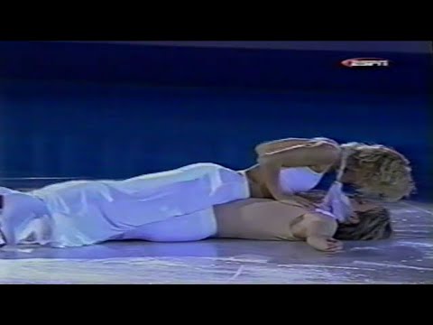A. DENKOVA & M. STAVISKI - 2004 WORLD CHAMPIONSHIPS - EXHIBITION