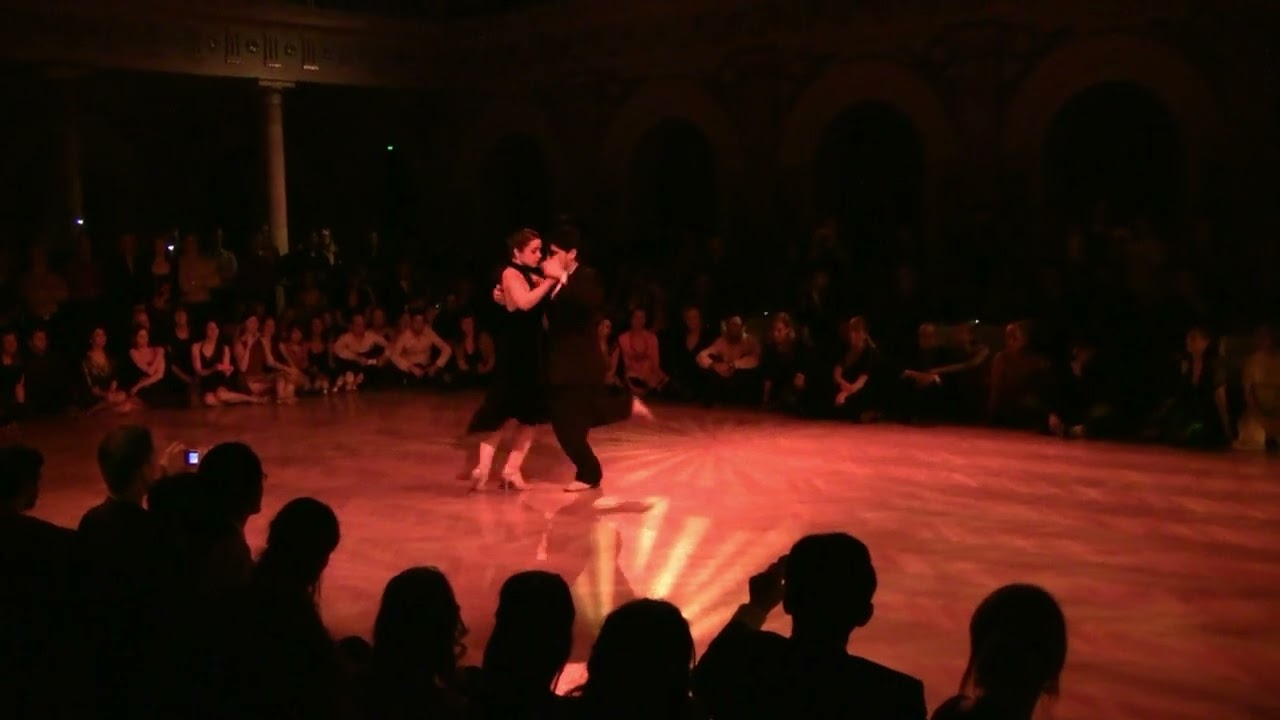 Ariadna Naveira och Fernando Sanchez Tango Frostbite 2011 "Aleli" Alfredo de Angelis