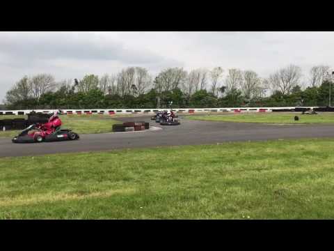 Club 100, Quadrant Series, Llandow, cornering, 2017.