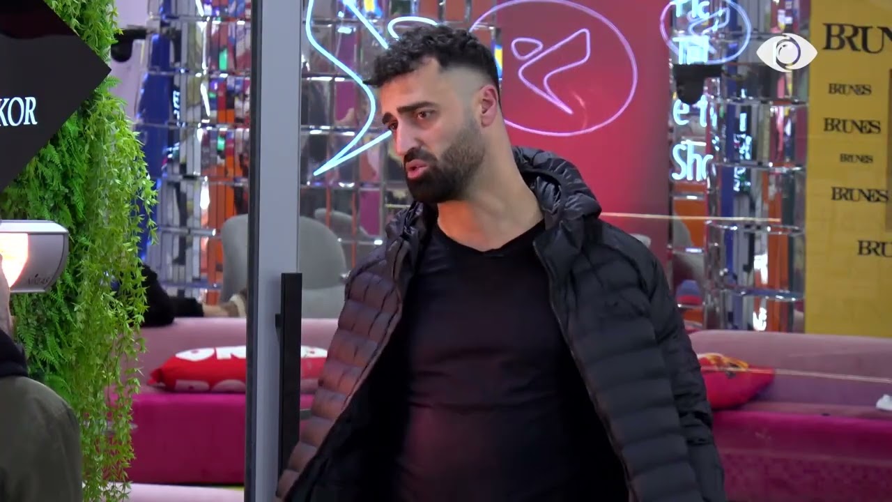 Më shumë kimi ka me Ilirin sesa me…/ Kristi bisedon me Erikun për Keijsin dhe Stelinën: Aty nuk ka romanticitet