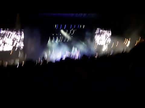 The prodigy   Smack my bitch up Charlie's angels song Madcool 2023  Los angeles de Charlie