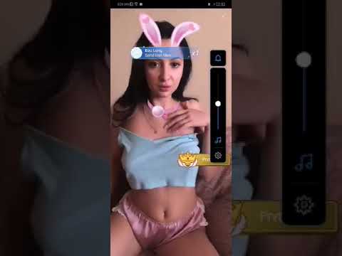 18+ cute Russian girl 💘hotdance 💧💧sexy Bigo live