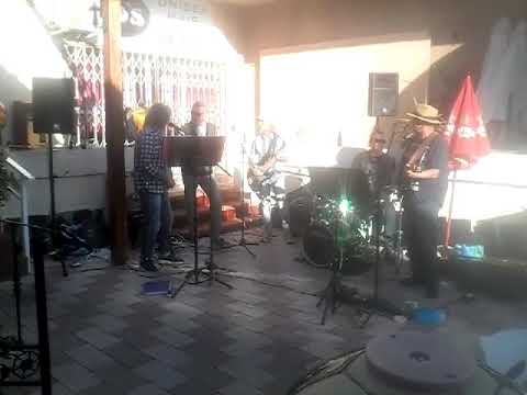 FOREVER YOUNG WITH SPECIAL GUEST, playing live at GLENNS BAR, SAN LUIS, TORREVIEJA