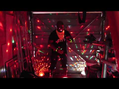 Madagascar (I like to move it)