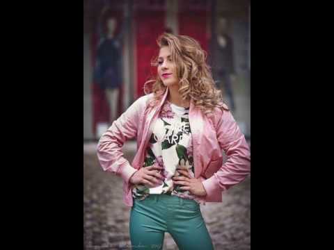 První profesionální videoklip