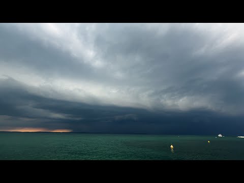 Kräftiges Gewitter am Gardasee - 06.07.2025