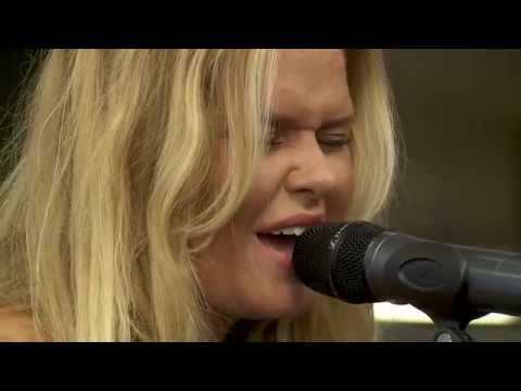 Kalyna Rakel - King - Live at joiz (5/11)