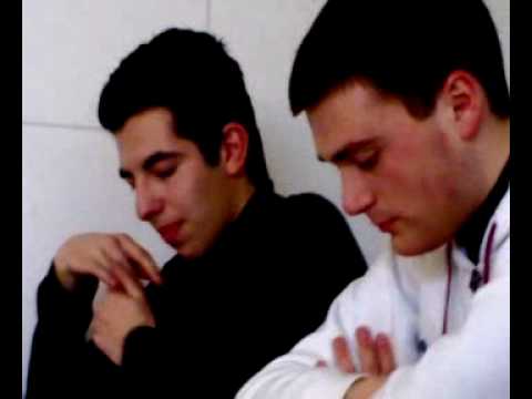 Cosa fa mencaglia ???