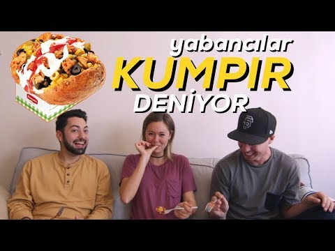 Yabancılar Kumpir Deniyor!!! Foreigners Try Kumpir!