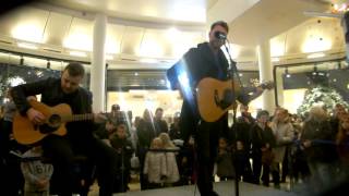 Brian McFadden: &#39;Real To Me&#39; - Uxbridge Xmas Lights, 22 November 2015