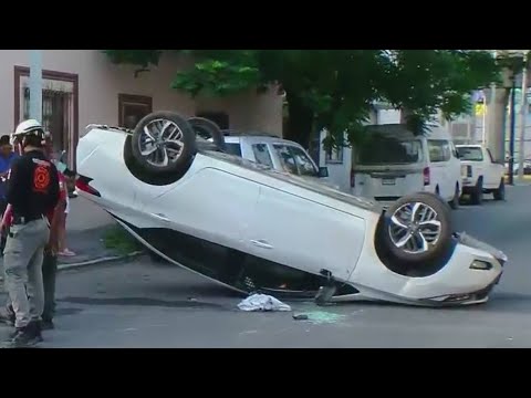 Volcadura Deja a Mujer Herida en Colonia Terminal de Monterrey