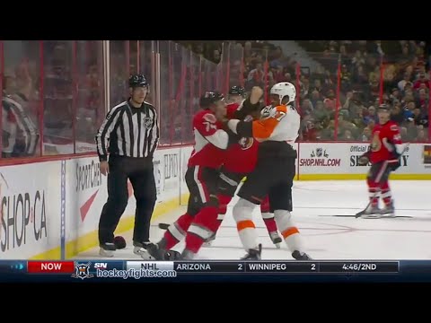 Wayne Simmonds vs Mark Borowiecki
