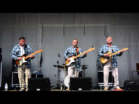 The Roomates in Verl-Kaunitz 2014 - Tell 'Em I'm Surfin'
