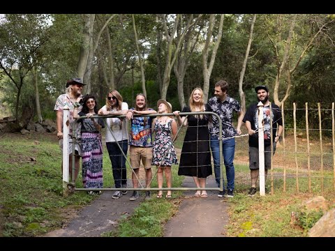 Lighuis (feat. Just Mia)