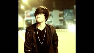 Download lagu Chris Celo - Kau Milikku mp3