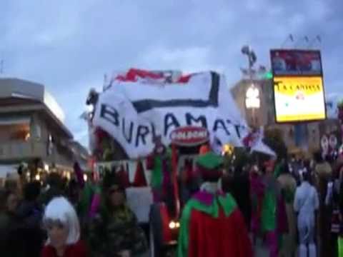 Burlamatti al Carnevale di Viareggio 2010 :MAGICA VIAREGGIO di A.Bertuccelli