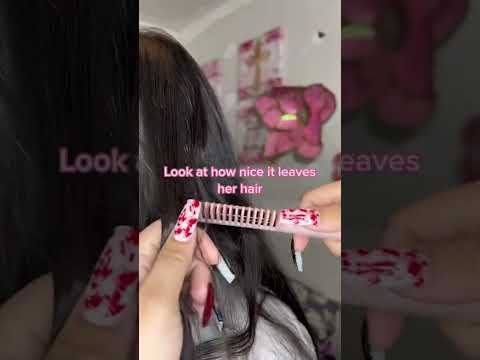 The portable hot comb can fix your hair anywhere at any time!