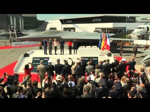 Au Bourget, le futur avion de combat franco-allemand dévoilé | AFP Images