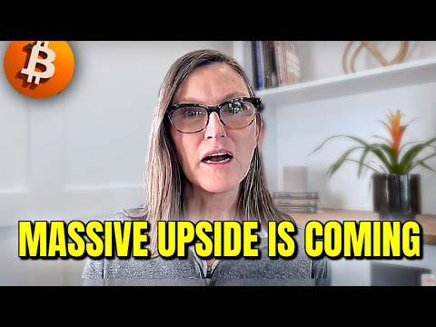Cathie Wood Bitcoin - We Have NEVER Seen This In The History Of Bitcoin...