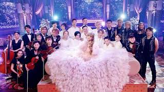 浜崎あゆみ46歳、真っ赤なチャイナドレ ス姿に「顔ちっさい!」 「どこの美人さん かと」