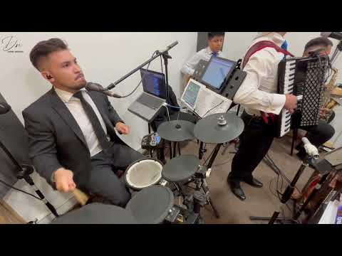 Medley de Coros: El motivo de mi adoración - Esta Aquí - Muchas lagrimas / Daniel Naranjo /Drum Cam