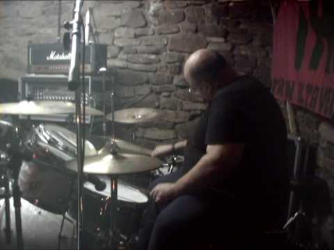 DISTURBANCE PROJECT.-"Esbirros"