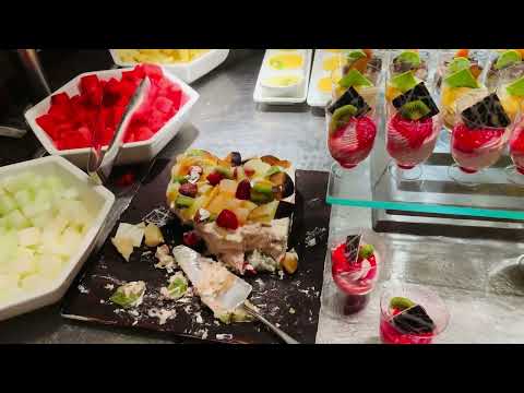 Le Meridien Hotel Dinner Buffet - 3000₹ per person.Is it Worth it?