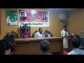terii dahliiz pe jo KHud ko jhukaa sakte hai.n