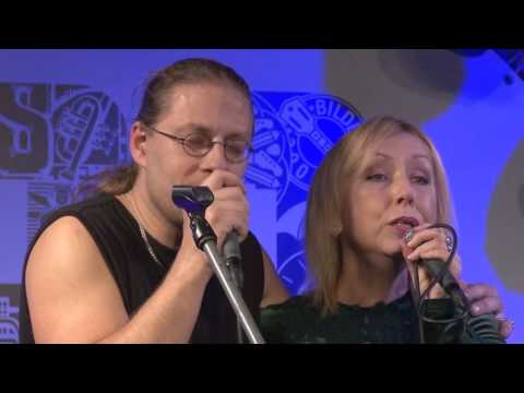 Ieva Akuratere un Uldis Kākulis - Čuksti (BILDES 2015)