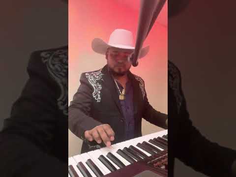 Carta abierta y mesa del rincon Oscar Reyes El RR