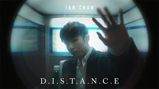 Kadr z teledysku D.I.S.T.A.N.C.E tekst piosenki Ian Chan