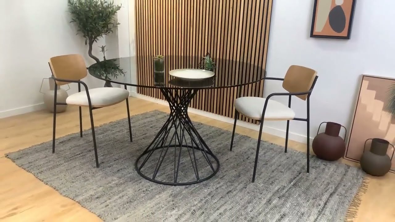 Mesa redonda Izkel con cristal ahumado y estillo moderno vintage de 120 cm  para 6 personas