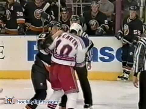 Eric Cairns vs Sandy McCarthy